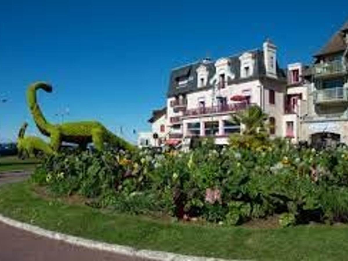 Appartement En Front De Mer A Villers-Sur-Mer Face Au Casino, 2P Tout Equipe Avec Parking Privatif - Fr-1-712-14 Εξωτερικό φωτογραφία